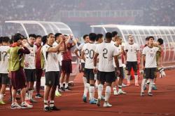 九游体育APP下载-关于实力对比赛事热搜，球员表现引发球迷集中讨论的信息