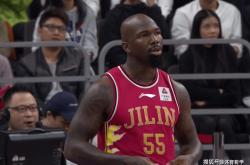 9you娱乐-球员技艺高超秀才，赞叹传奇继续书写