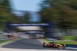 九游娱乐官方网站-包含迈凯伦鏖战红牛车队，诺里斯带队取胜的词条