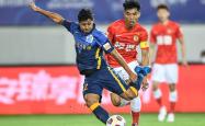 九游娱乐官方网站-萨福克轻松获胜，保级形势逐渐向好