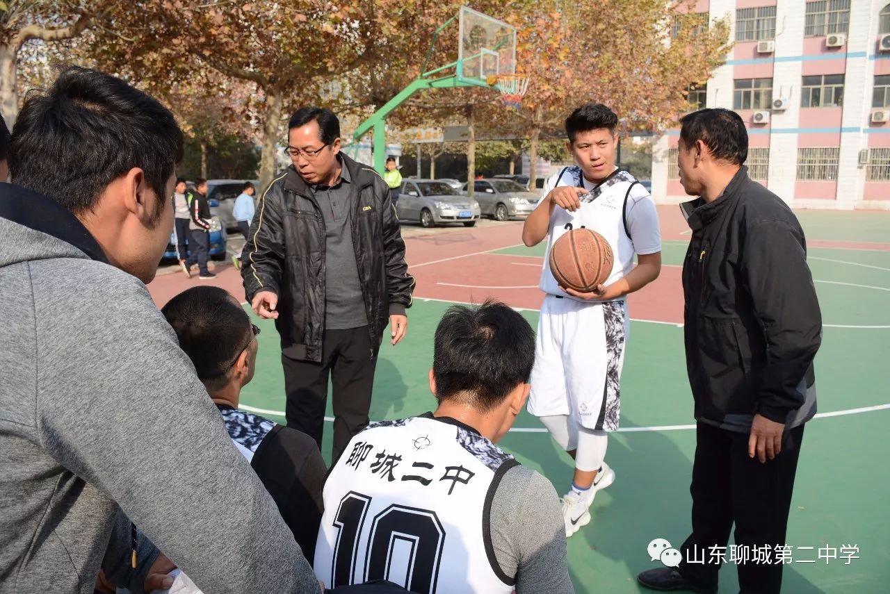 湖南男篮全队统一意志，团结一心夺得胜利的简单介绍