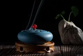 包含圣德特隆揭竹月天，乘风破浪英姿飒爽的词条