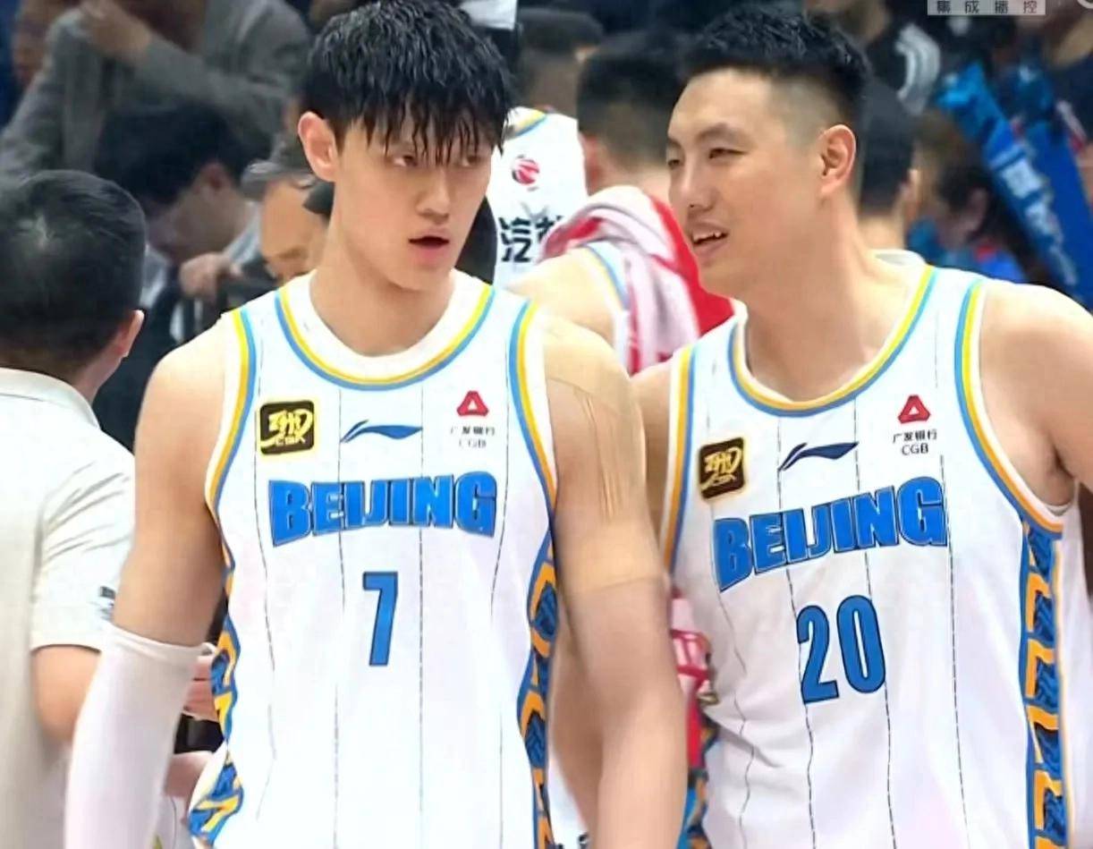 势不可挡!中国球队踏上胜利之路,气势如虹的简单介绍 势不可挡!中国球队踏上胜利之路,气势如虹的简单介绍