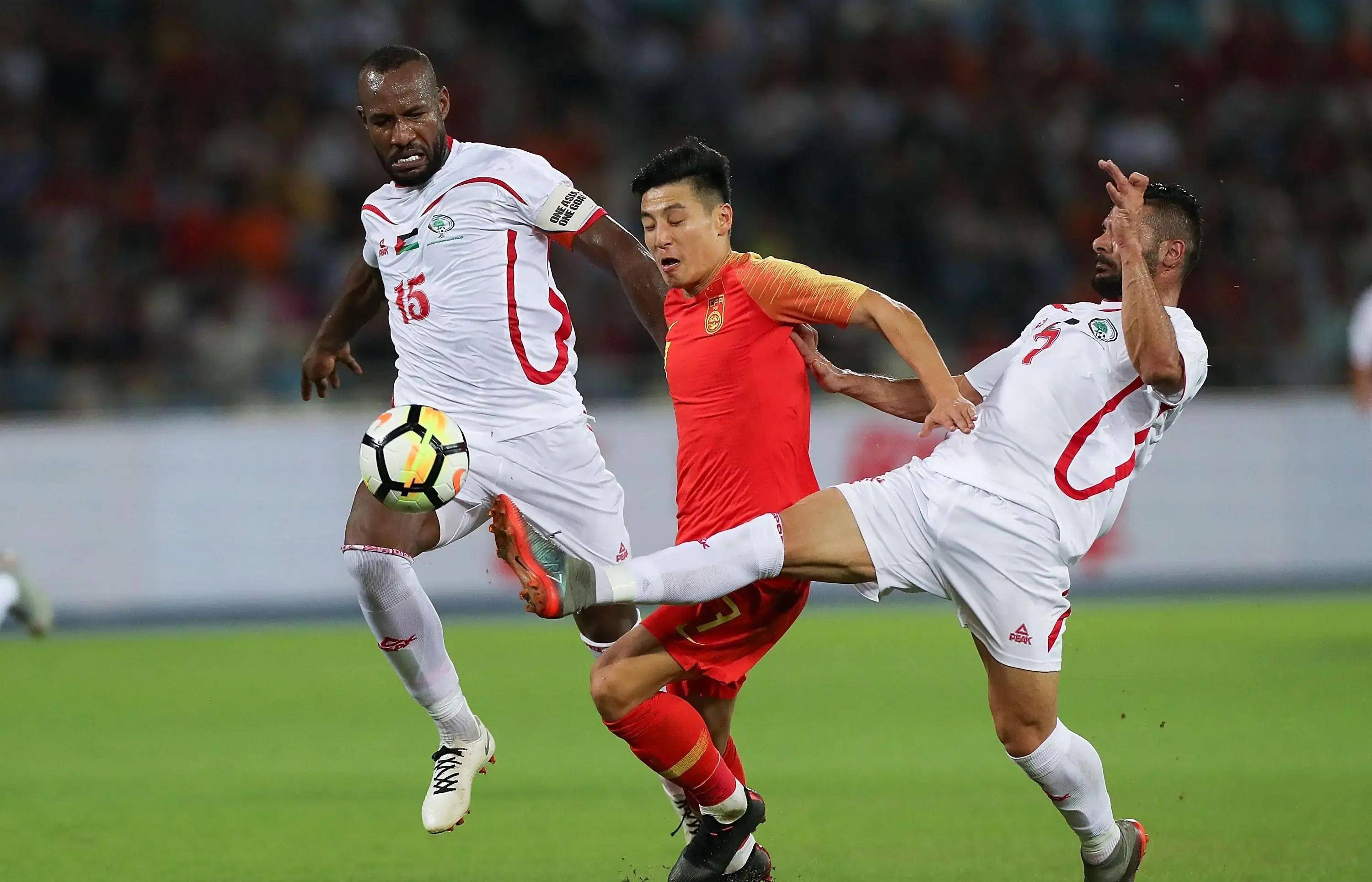 国足备战亚洲杯迎来关键训练