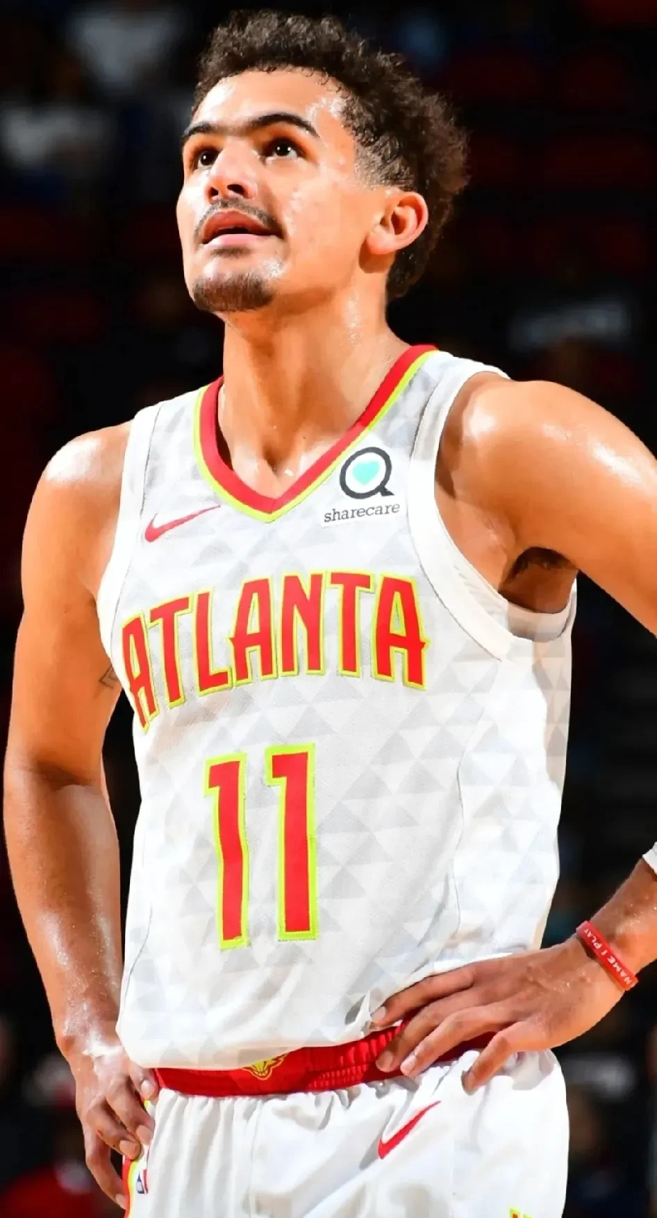 老鹰不敌湖人,特雷杨失准影响比赛局势 老鹰不敌湖人,特雷杨失准影响比赛局势