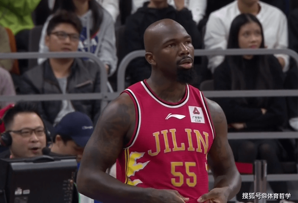 球员技艺高超秀才，赞叹传奇继续书写