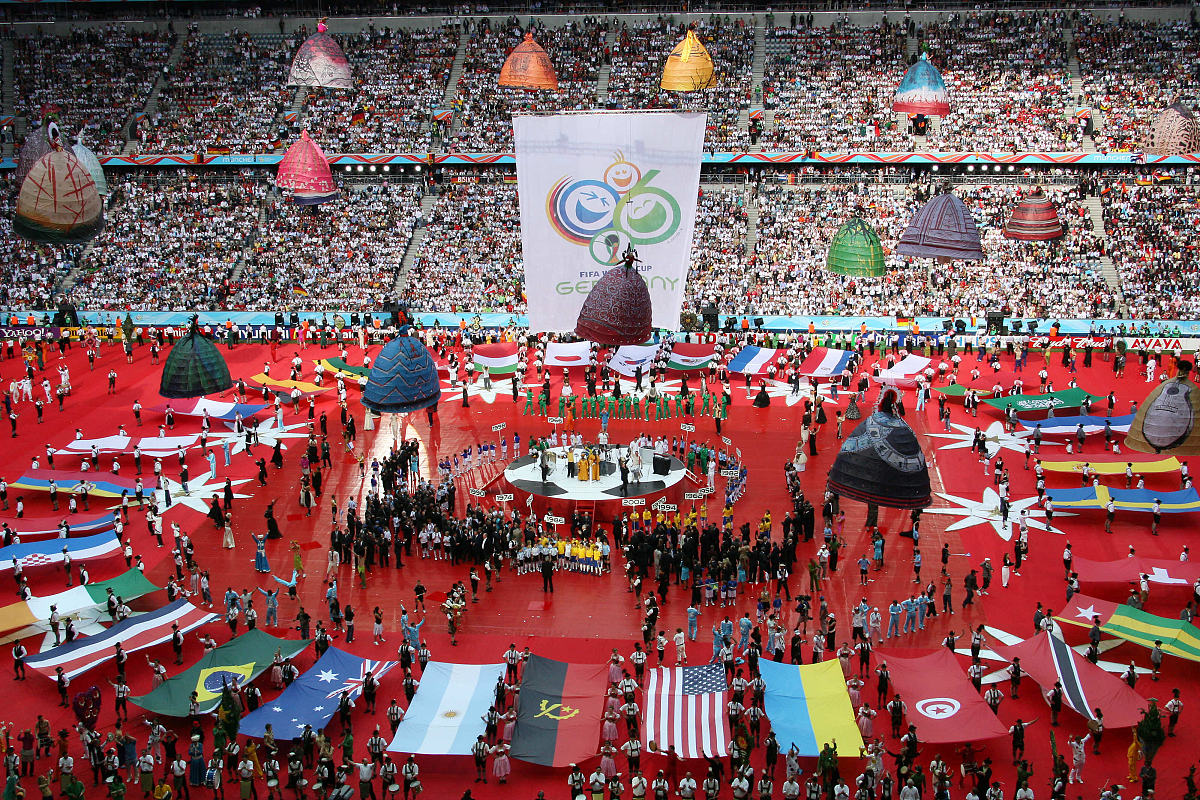 欧洲杯夺冠球队联合访问美国，赛季表现备受瞩目