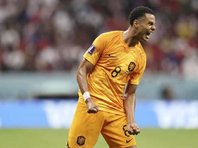 西巴亚联队超常发挥,演绎悬念的16强之路 西巴亚联队超常发挥,演绎悬念的16强之路