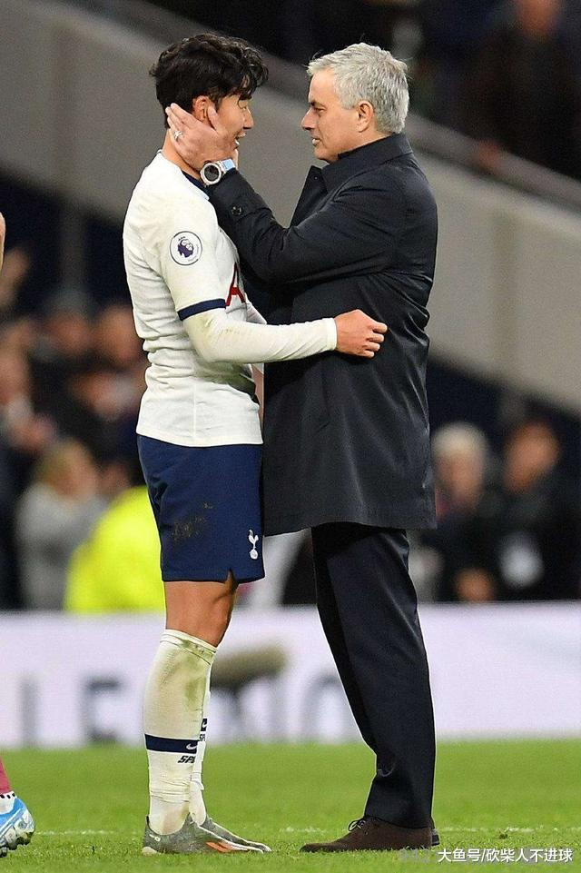 挪威碾压里昂，基米希点燃赛场的简单介绍