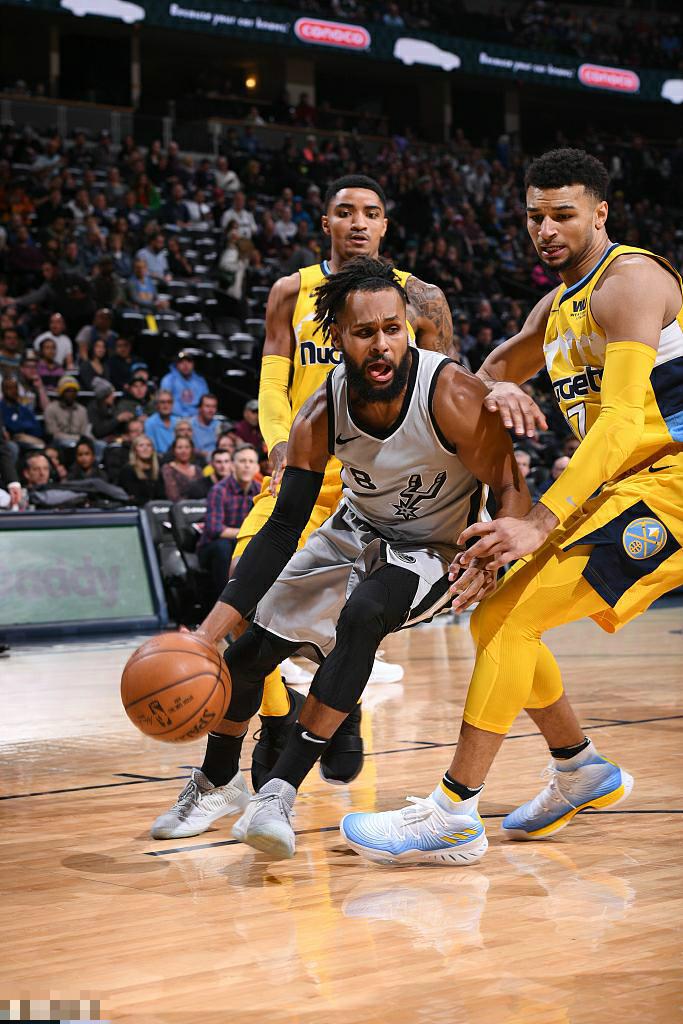 雷霆轻取马刺,周琦刷新纪录 雷霆轻取马刺,周琦刷新纪录