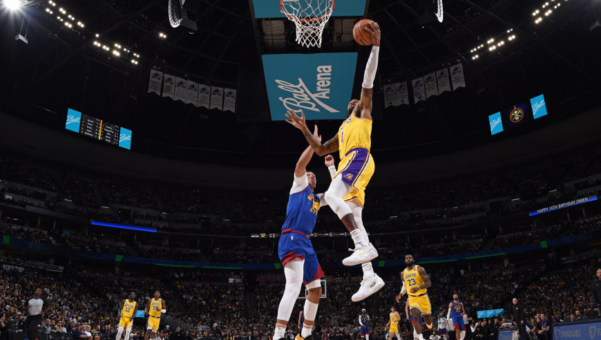 关于快船鏖战掘金，郭艾伦关键制胜的信息