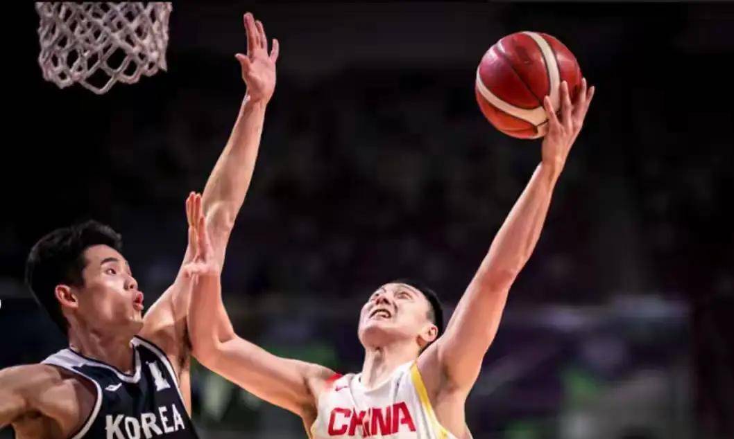 上海队横扫广州队，胡金秋带队取胜的简单介绍